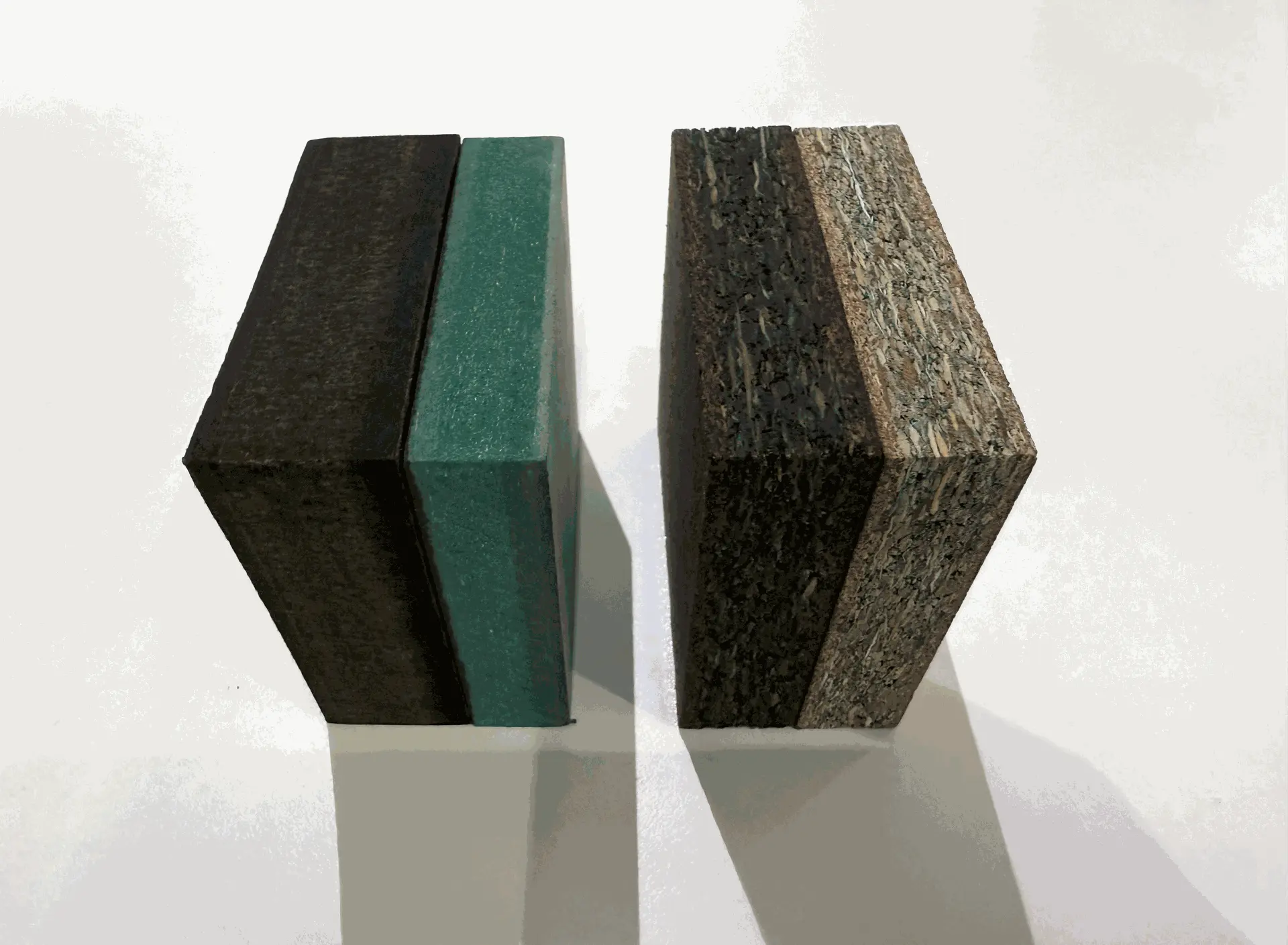 Test restults of internal boiling test. Left: HDHMR, Right: EN312 P5