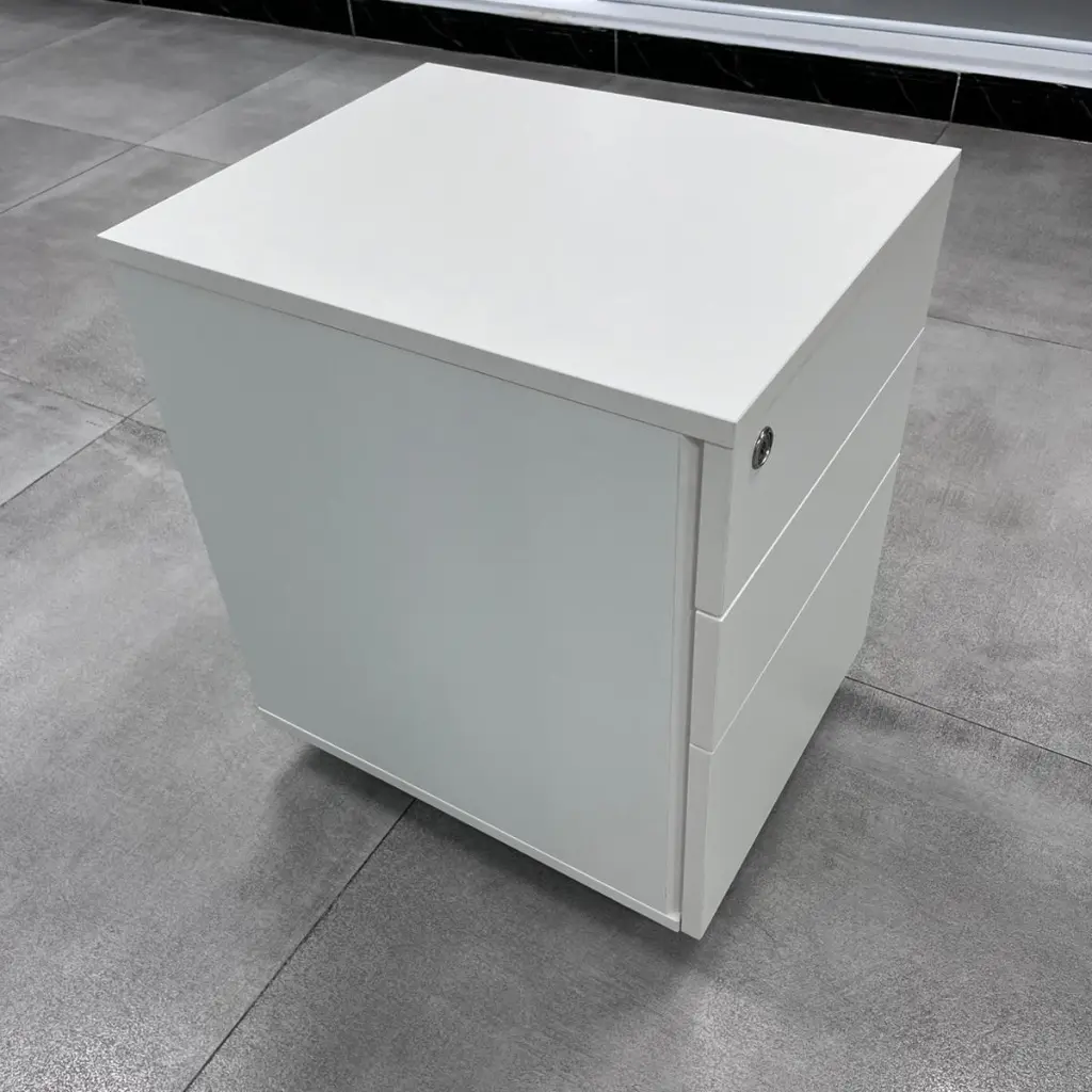ISTO-pedestal-drawer-lock.webp